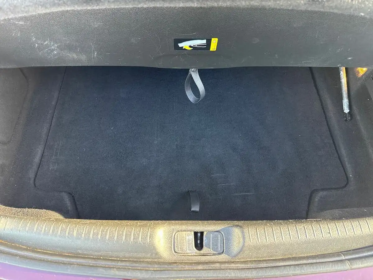 2016-vauxhall-cascada-14-se-16v-vvt-turbo-big-11