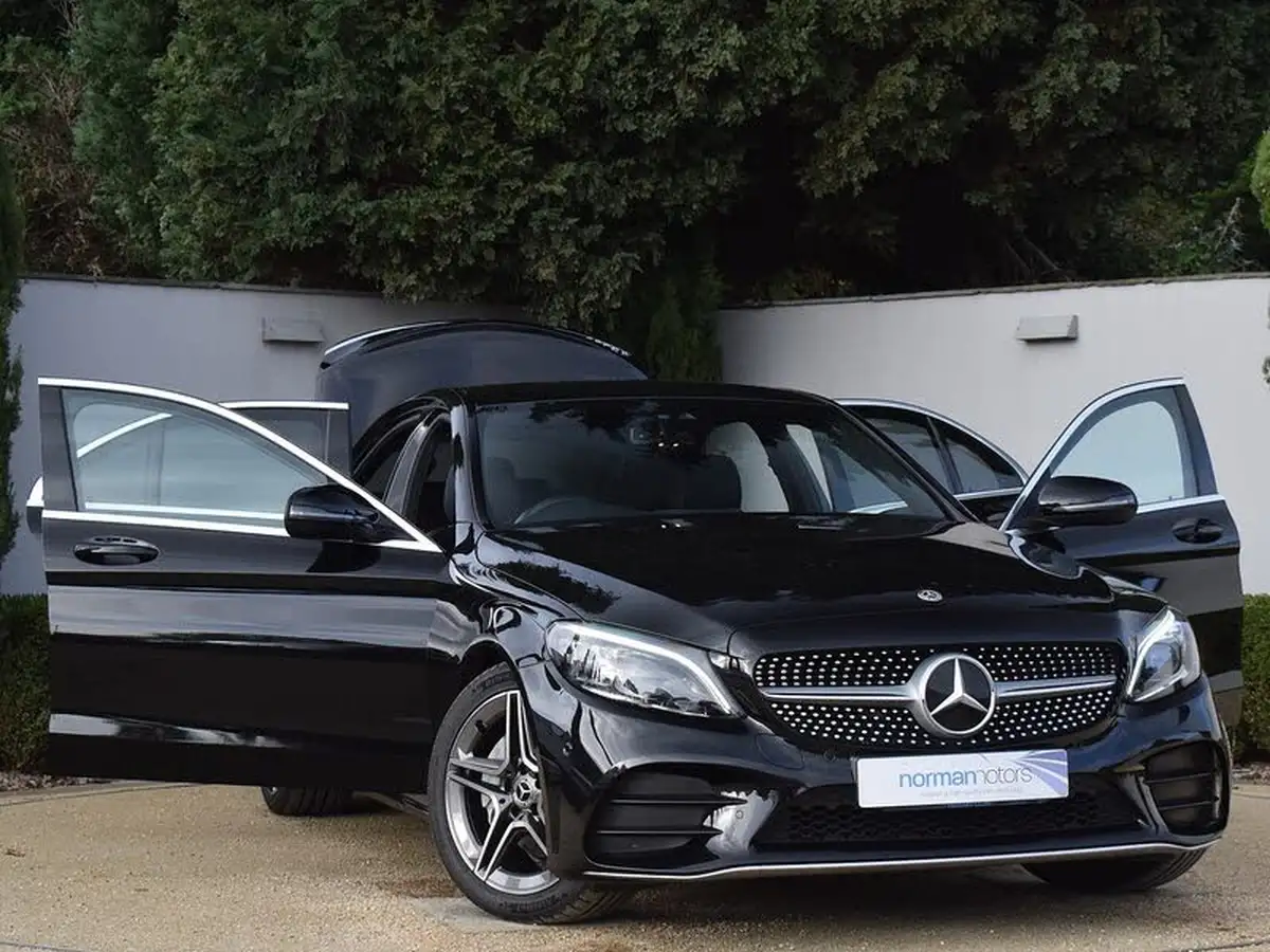 2020-mercedes-benz-c-class-20d-c220d-amg-line-premiumss-saloon-4d-big-7