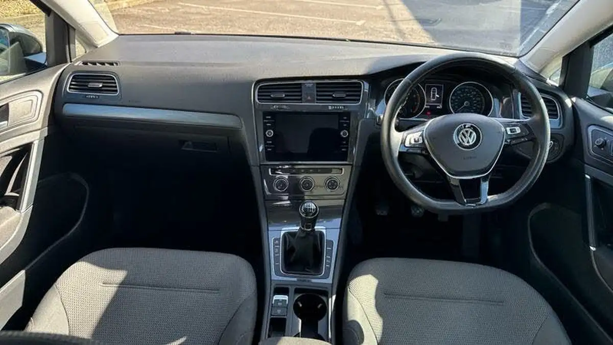 2019-volkswagen-golf-15-tsi-match-edition-150ps-hatchback-big-7