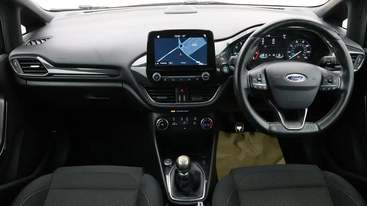 2018-ford-fiesta-10t-st-line-140ps-3d-big-12