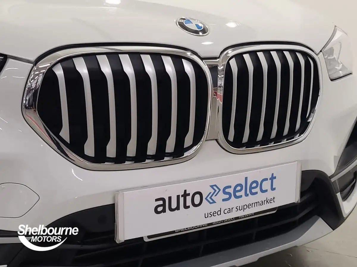 2021-bmw-x1-15-sdrive18i-xline-big-46