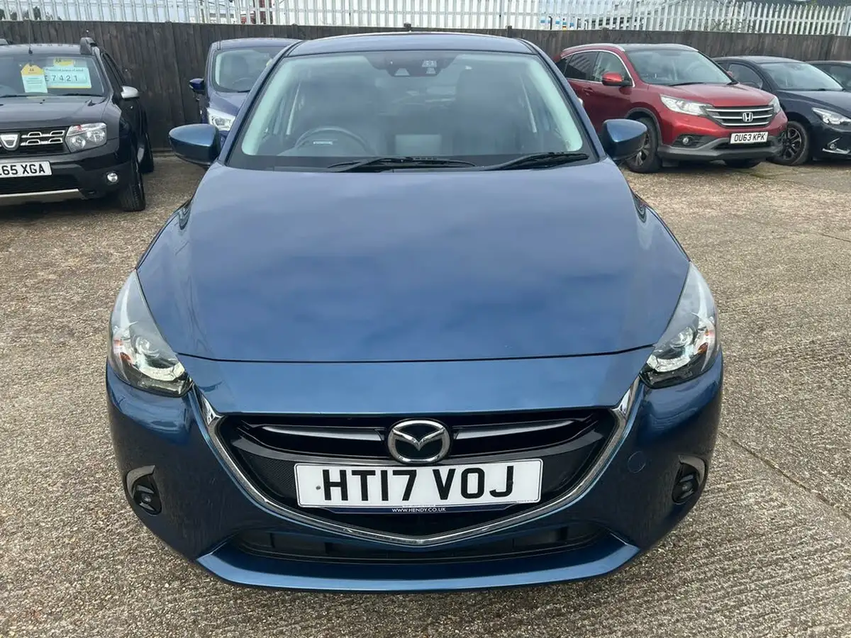 2017-mazda-mazda2-15-gt-big-1