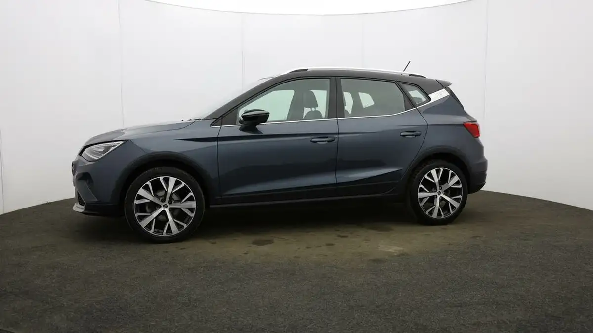 2022-seat-arona-10-tsi-xperience-lux-big-32