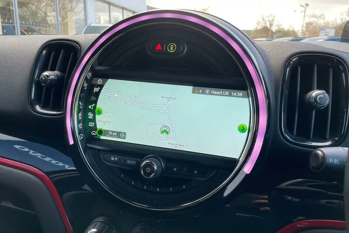 2019-mini-countryman-20-john-cooper-works-big-36