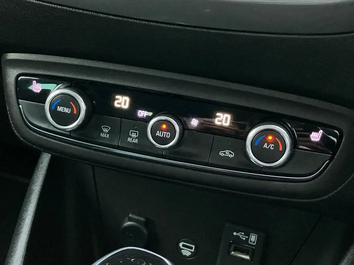 2021-vauxhall-crossland-12-ultimate-nav-auto-big-11
