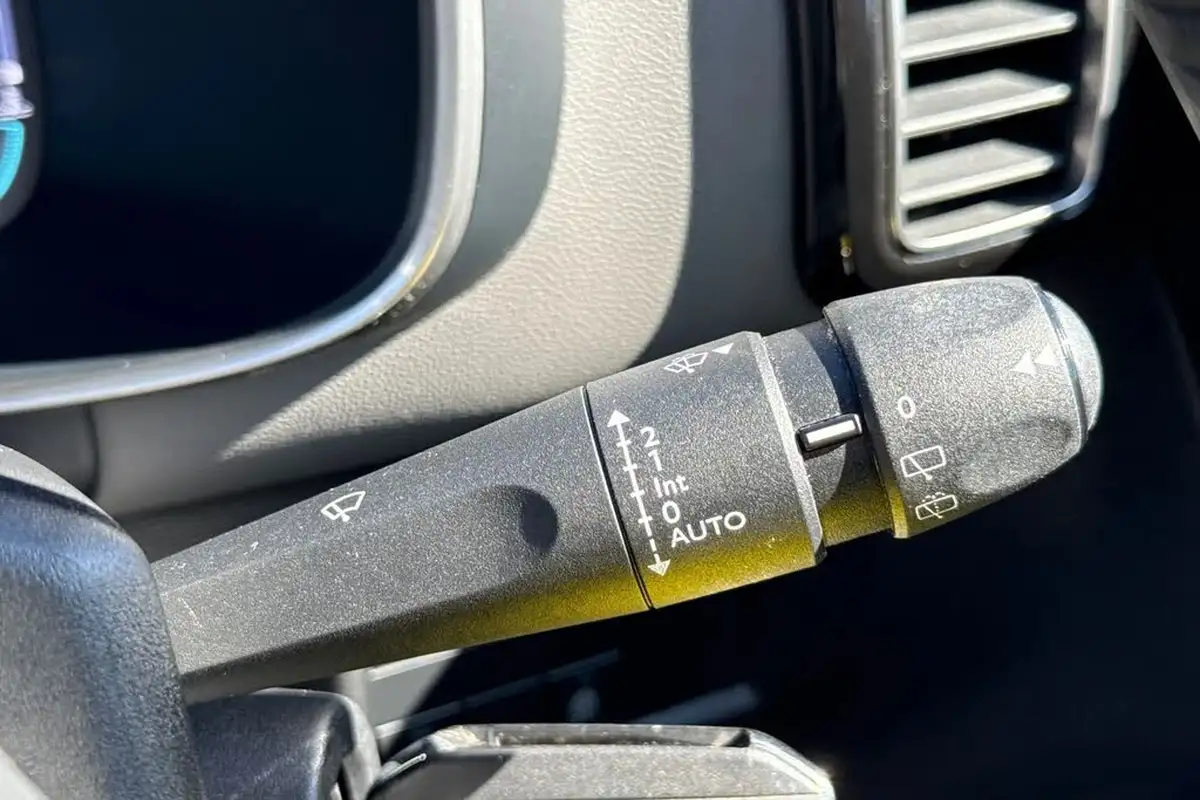 2019-citroen-c5-aircross-12-puretech-flair-big-29