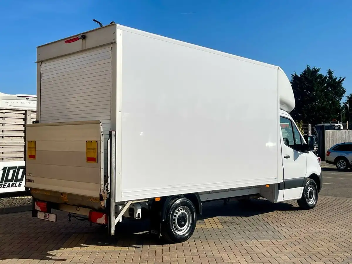 2021-mercedes-benz-sprinter-21cdi-316-l3h2-progressive-big-5