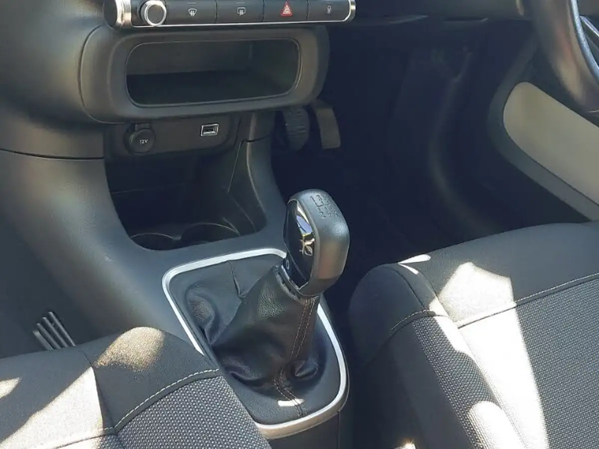2020-citroen-c3-12-puretech-flair-82ps-big-18