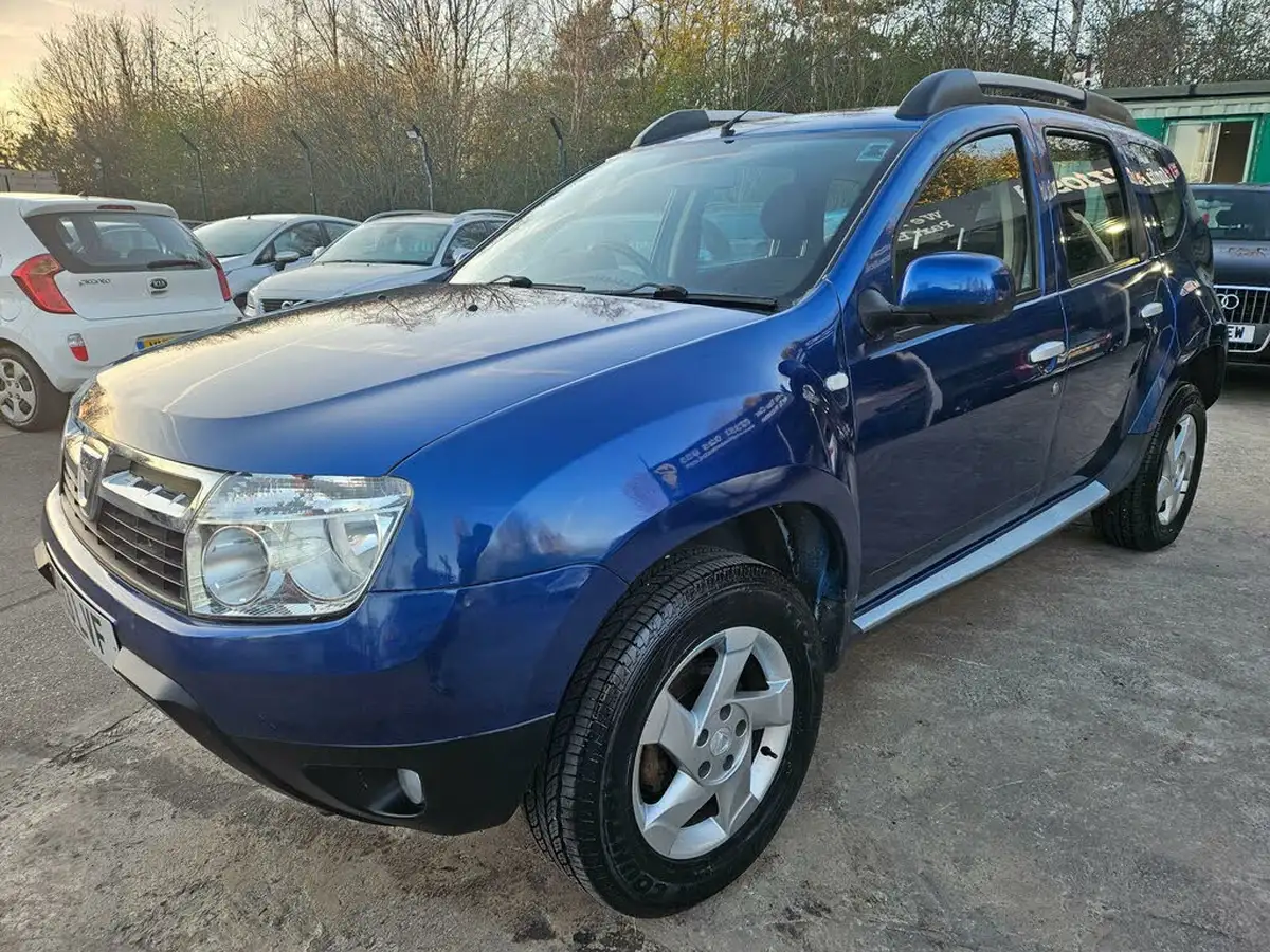2013-dacia-duster-15d-laureate-107bhp-big-2