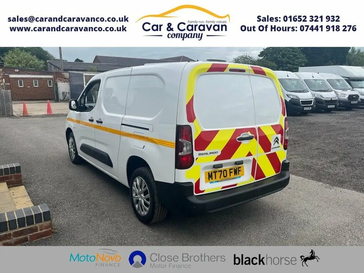 2020-citroen-berlingo-15bluehdi-950-enterprise-100pseu6dt-e-ss-panel-big-6