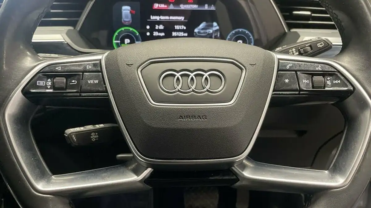 2022-audi-e-tron-55e-technik-station-wagon-big-20