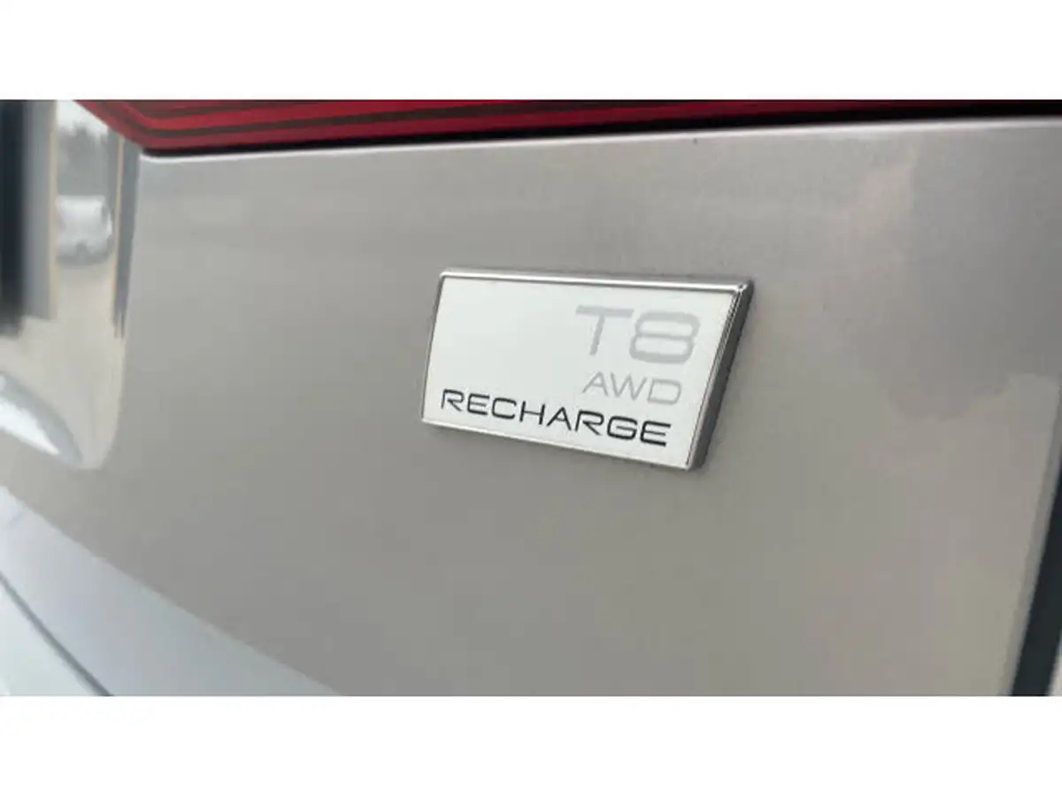 2023-volvo-xc60-20-t8-ultimate-dark-big-28