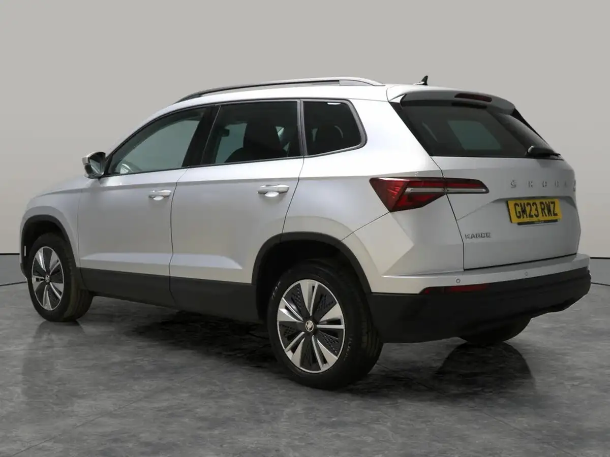 2023-skoda-karoq-15-tsi-se-drive-dsg-big-14