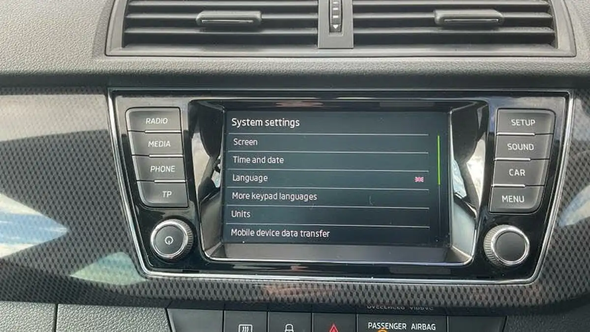 2016-skoda-fabia-12-tsi-monte-carlo-109ps-hatchback-big-11