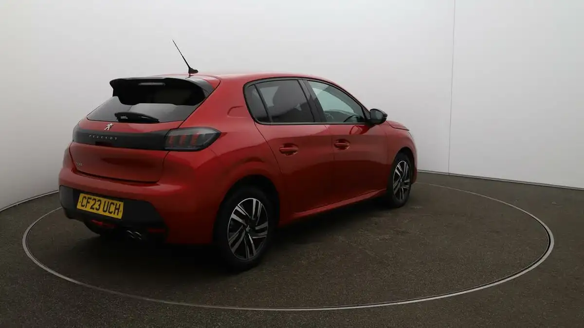 2023-peugeot-208-12-puretech-allure-premium-130ps-eat8-big-48