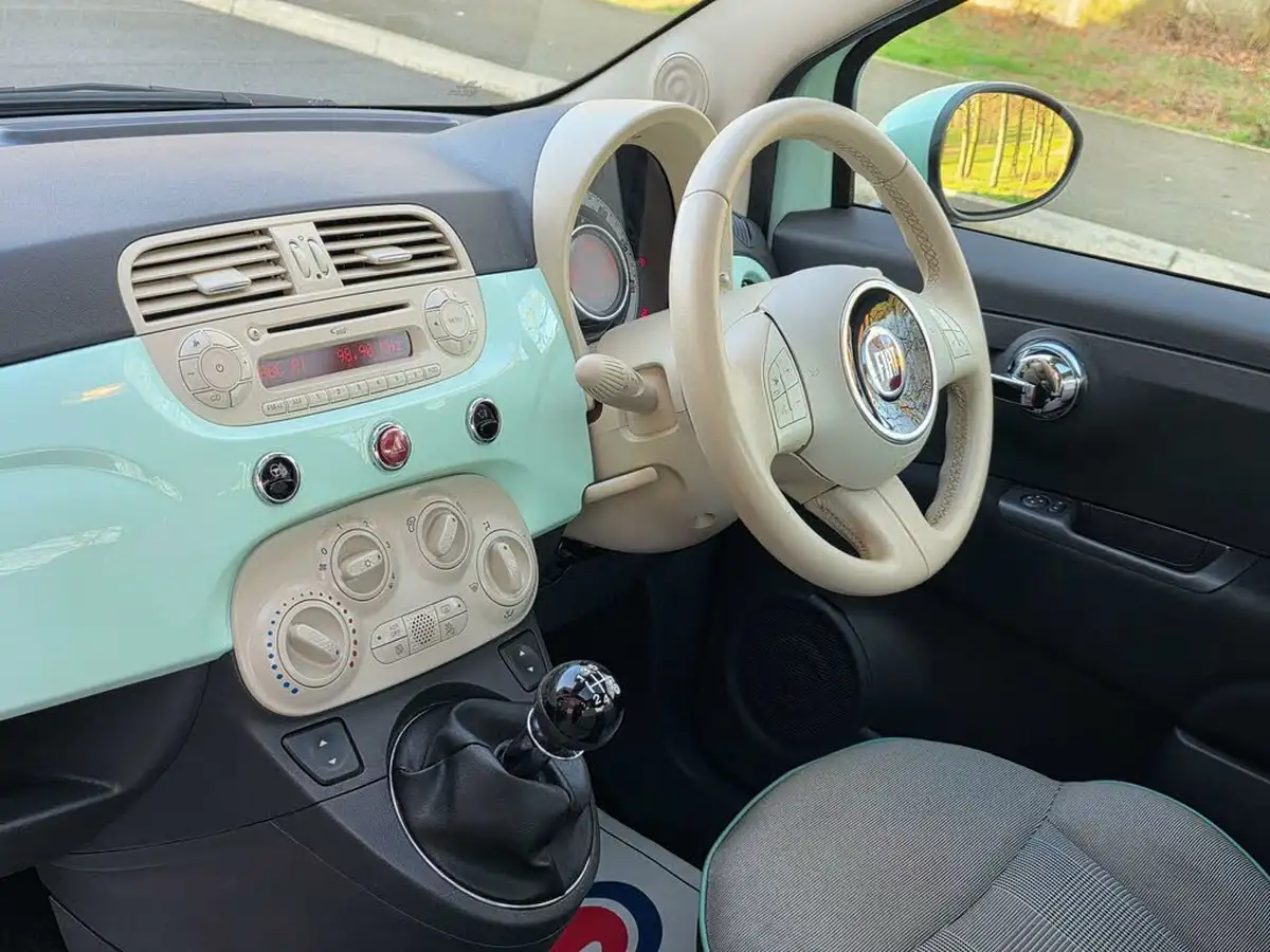 2014-fiat-500-12-lounge-ss-big-10
