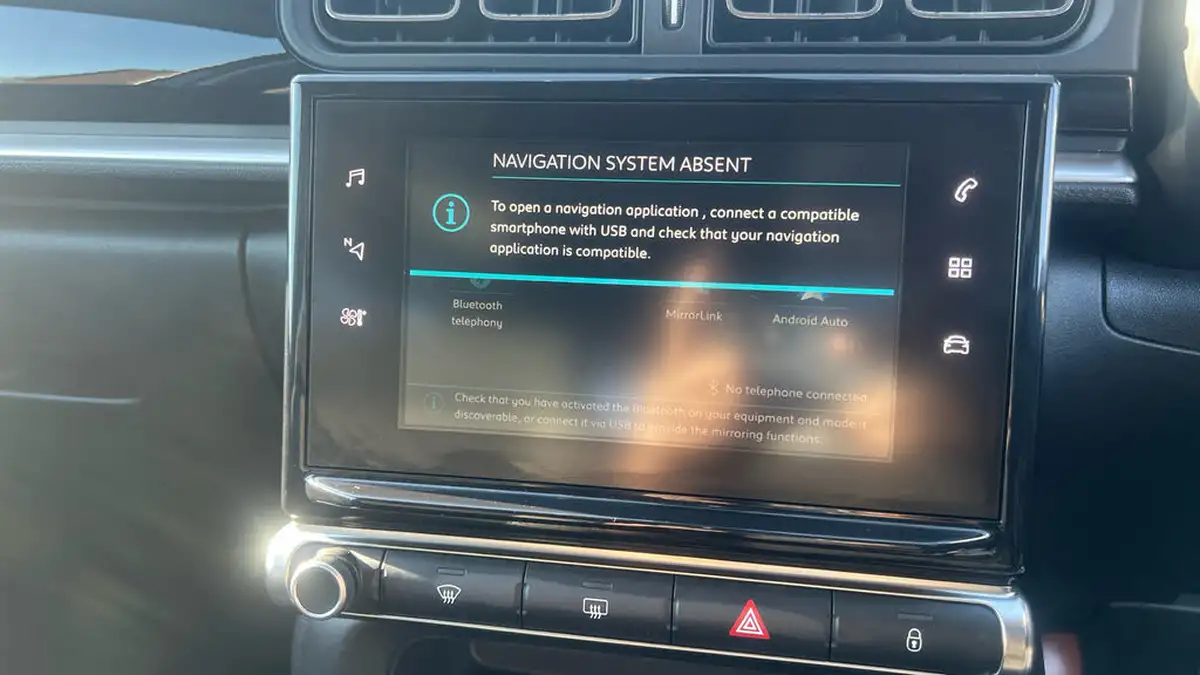 2018-citroen-c3-12-puretech-flair-82ps-big-31
