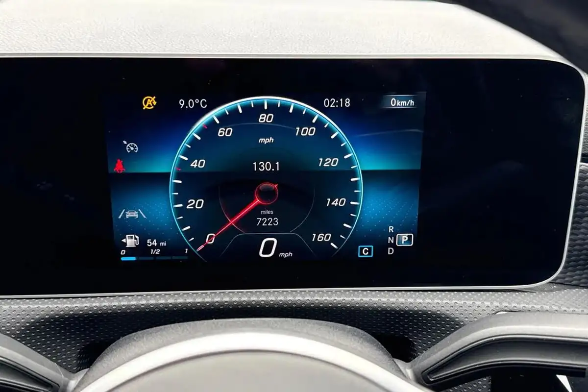 2019-mercedes-benz-a-class-13-a200-sport-executive-saloon-4d-7g-dct-big-32