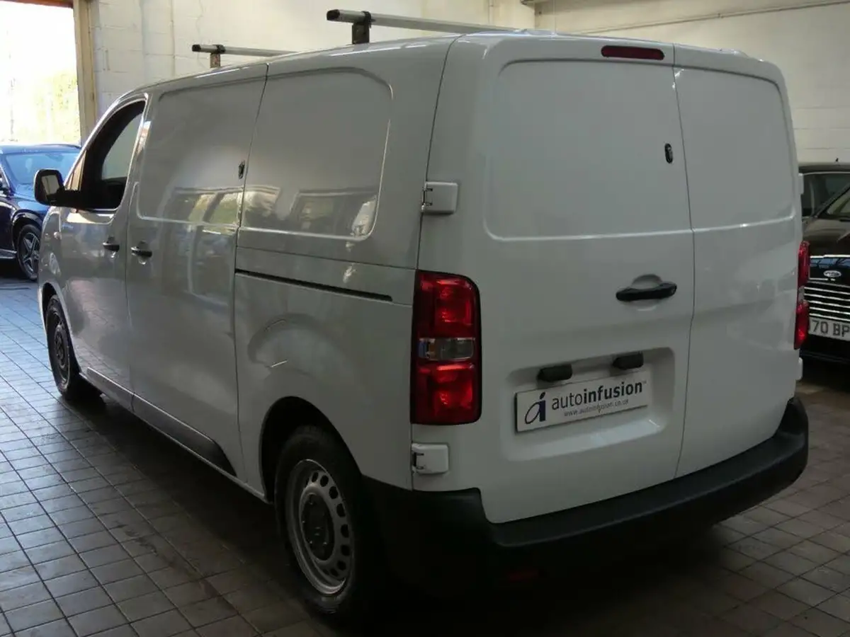 2022-citroen-dispatch-e-enterprise-pro-m-75kwh-1000-panel-big-24