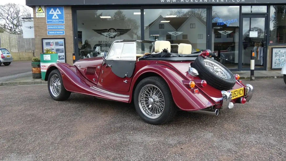 2003-morgan-plus-8-39-2-seat-big-3