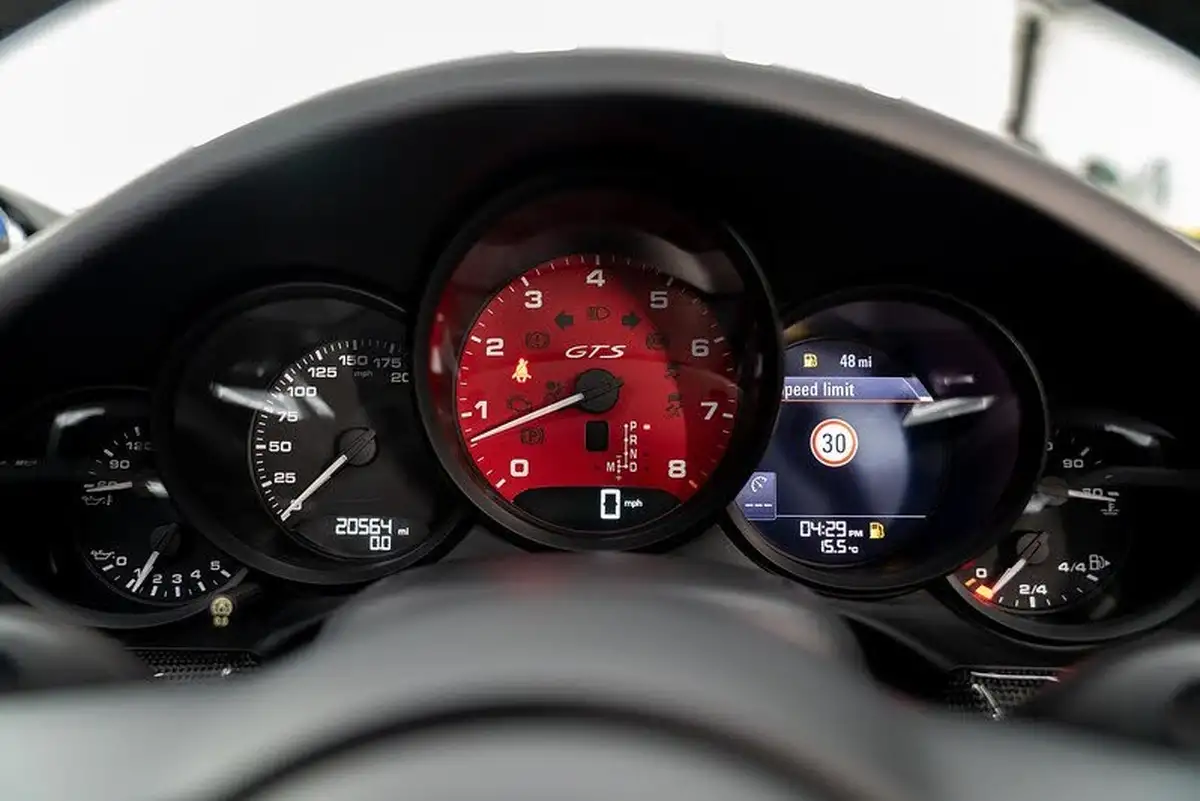 2018-porsche-911-30-targa-4-gts-450ps-pdk-big-10