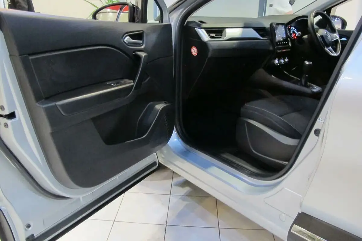 2020-renault-captur-13-tce-iconic-130bhp-big-38