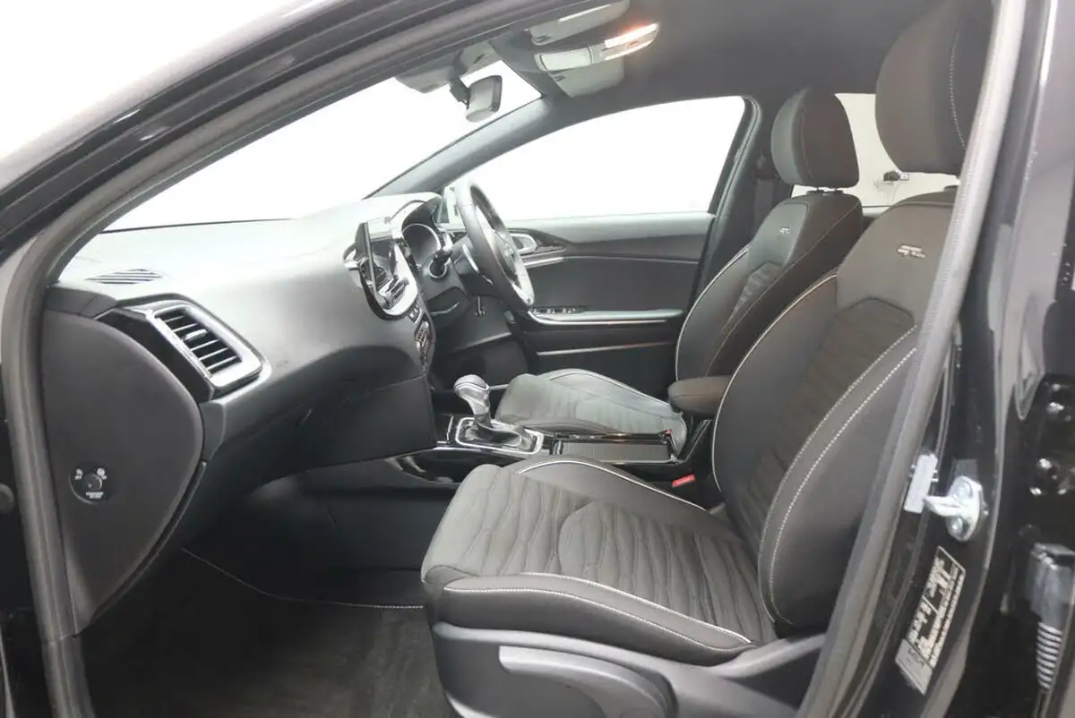 2024-kia-xceed-15-t-gdi-gt-line-138bhp-dct-big-12