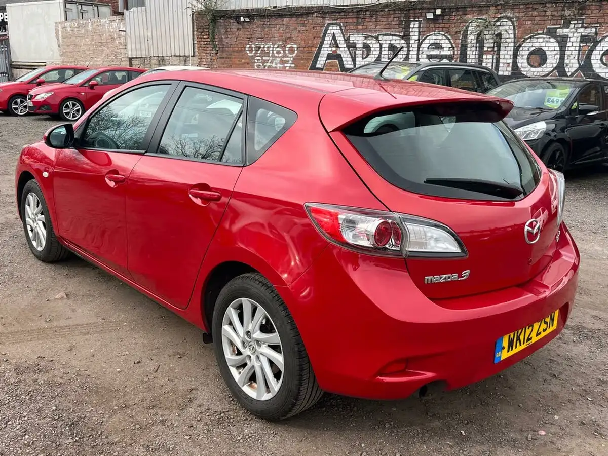 2012-mazda-mazda3-16-ts-big-8