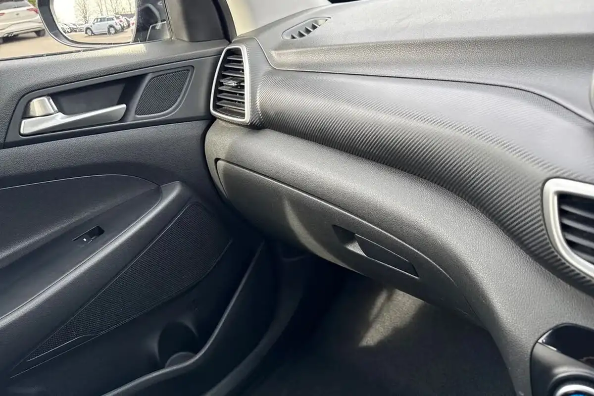 2018-hyundai-tucson-16-gdi-s-connect-big-57