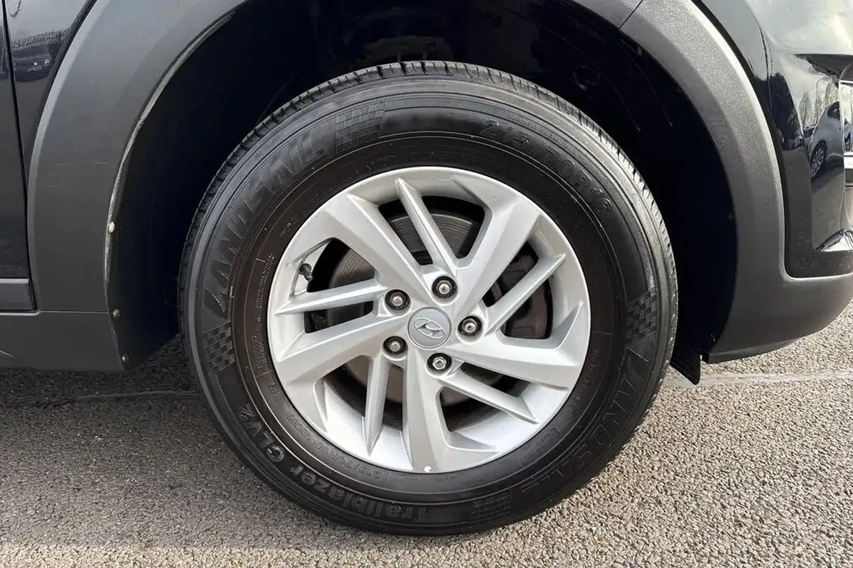 2018-hyundai-tucson-16-gdi-s-connect-big-9