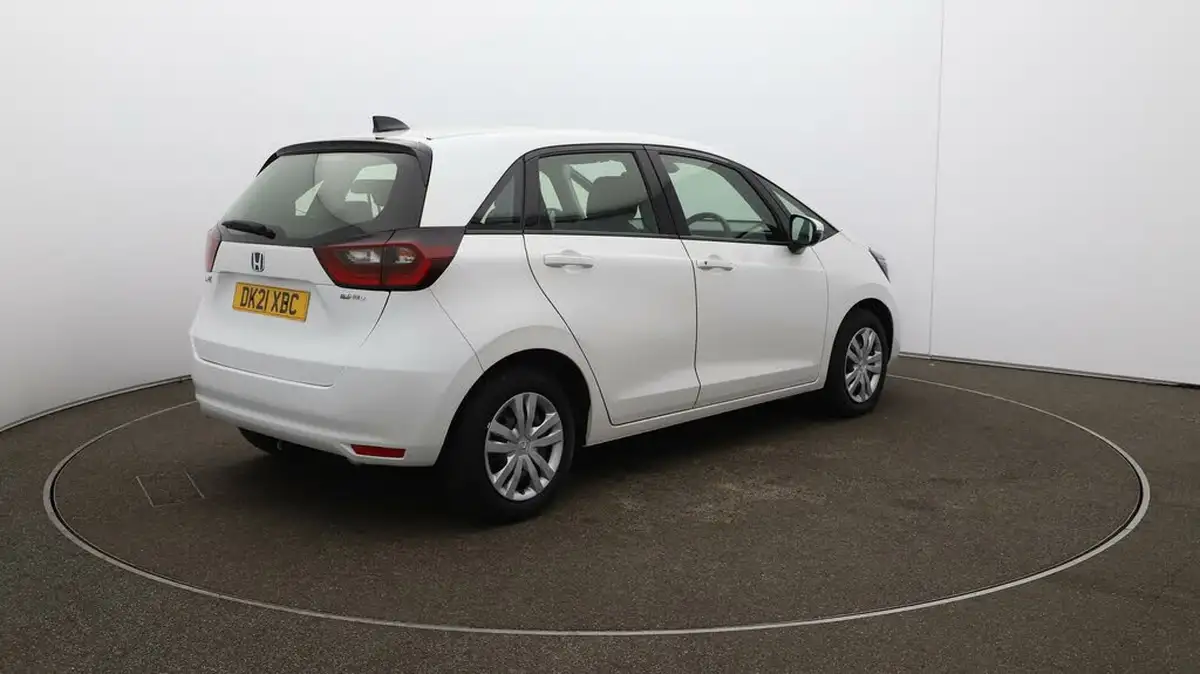 2021-honda-jazz-15-i-mmd-se-107ps-big-49
