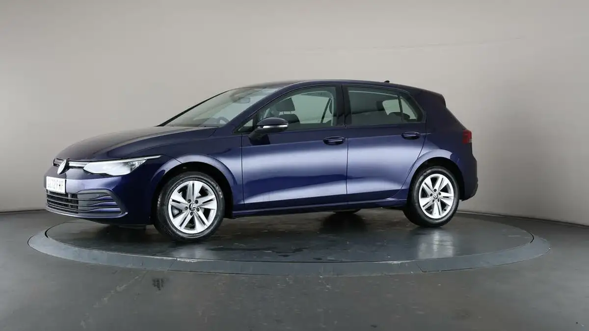 2022-volkswagen-golf-15-tsi-life-150ps-hatchback-big-37