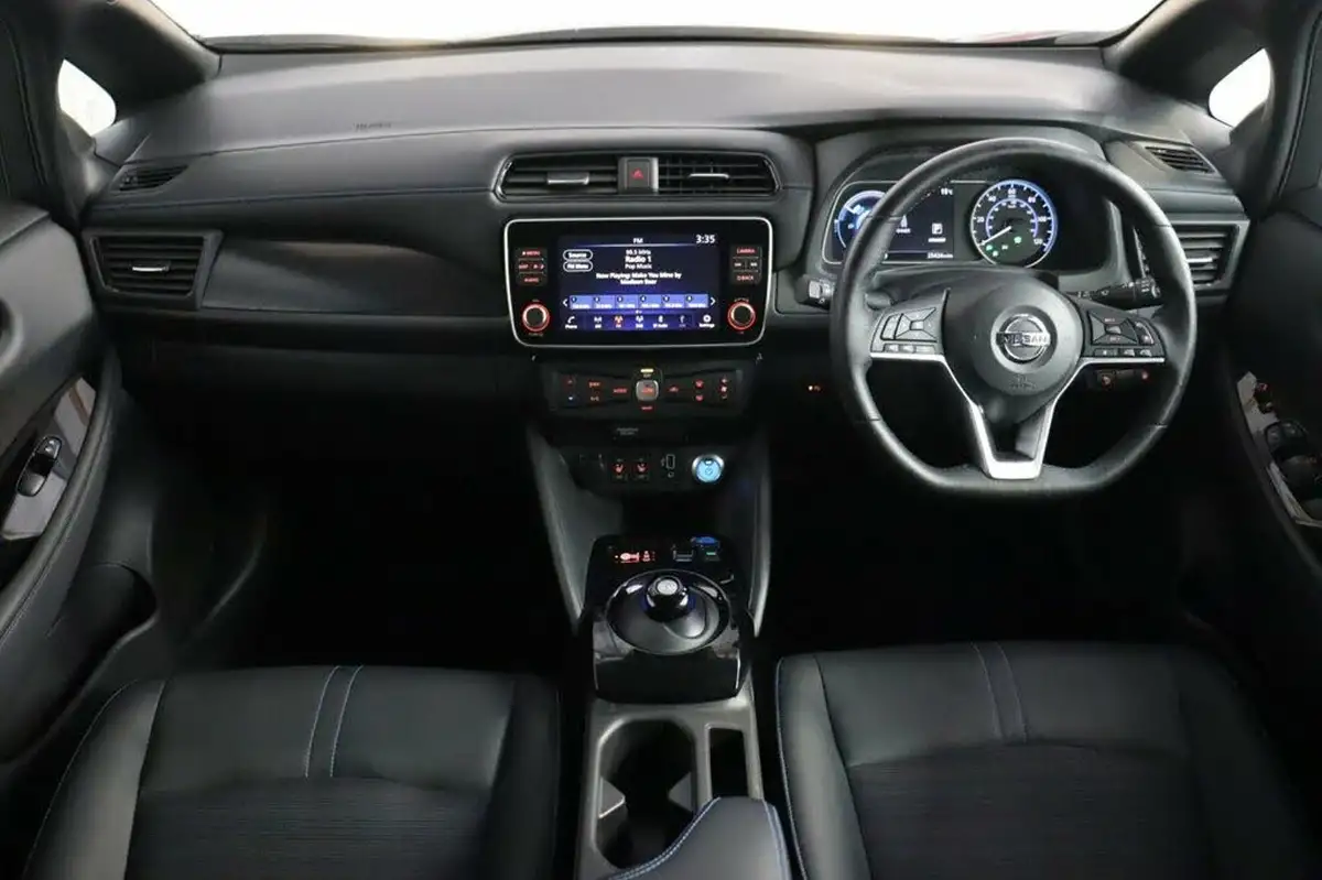 2019-nissan-leaf-e-n-connecta-big-3