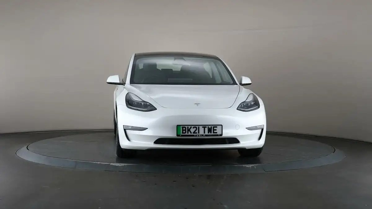 2021-tesla-model-3-e-long-range-4x4-big-47