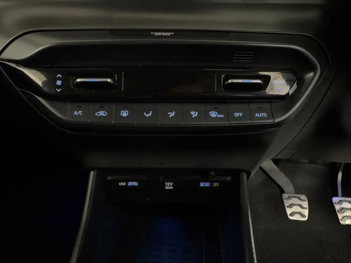 2022-hyundai-bayon-10-t-gdi-premium-100ps-big-31