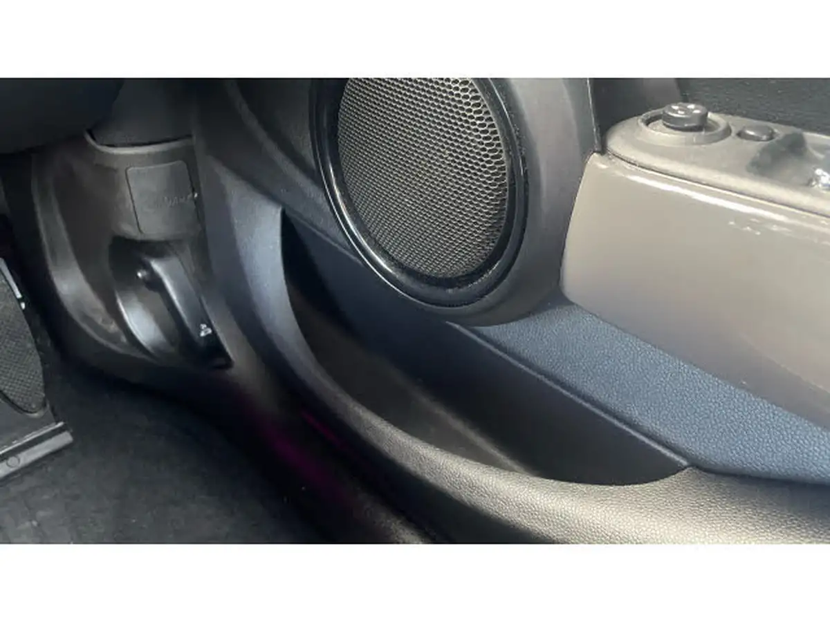 2019-mini-cooper-15-cooper-classic-hatchback-5d-auto-big-32