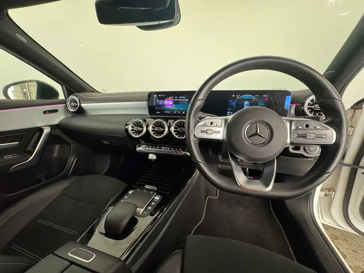 2022-mercedes-benz-a-class-13-a180-amg-line-executive-edition-saloon-4d-7g-dct-big-23