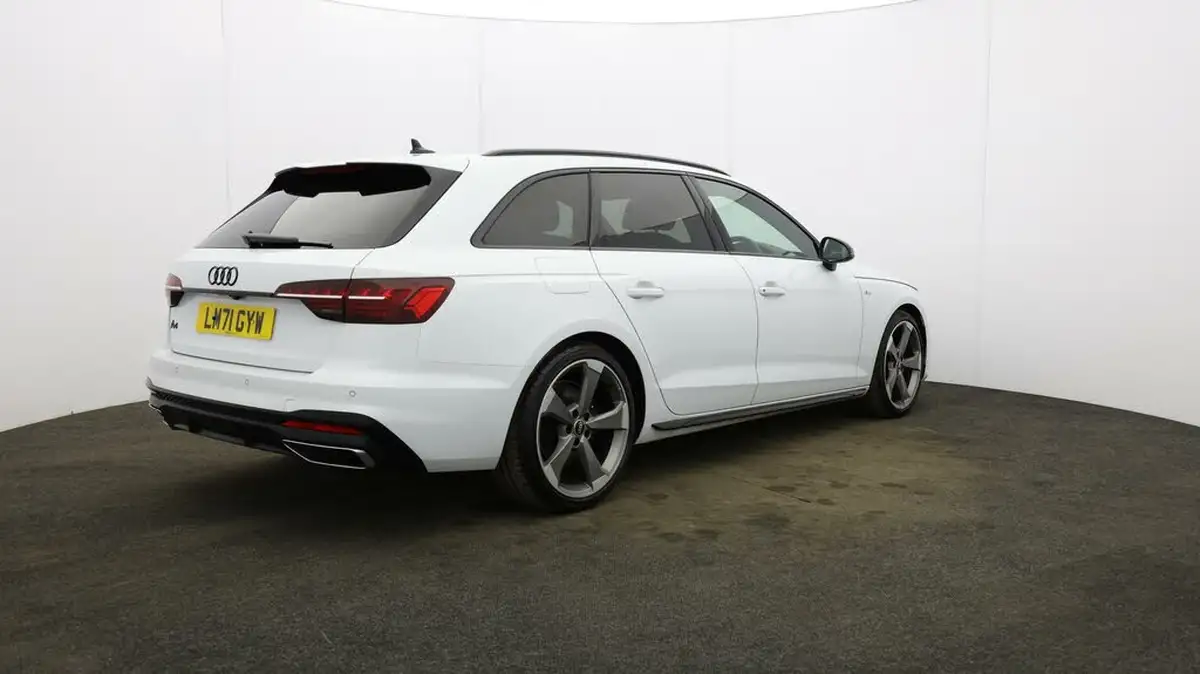 2021-audi-a4-avant-20-35-tfsi-black-edition-big-52