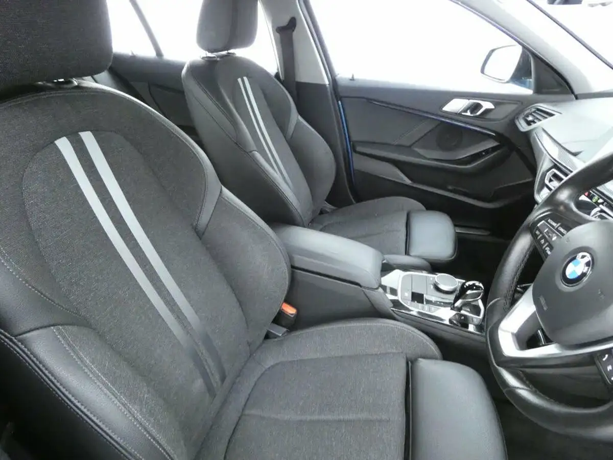 2021-bmw-1-series-15-118i-sport-lcp-dct-big-8
