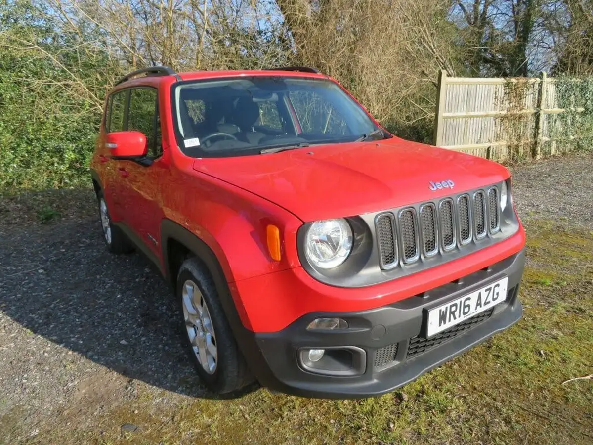 2016-jeep-renegade-14-multiair-ii-longitude-big-0