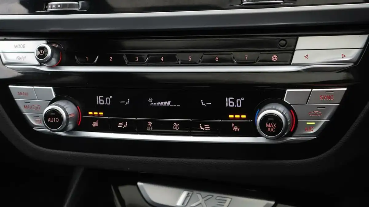 2021-bmw-ix3-e-premier-edition-big-12
