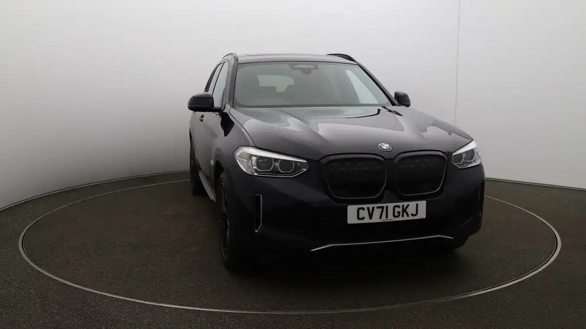 2021-bmw-ix3-e-premier-edition-big-40