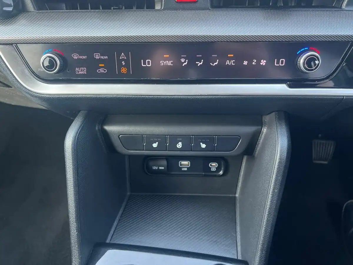 2022-kia-sportage-16-t-gdi-launch-edition-big-19
