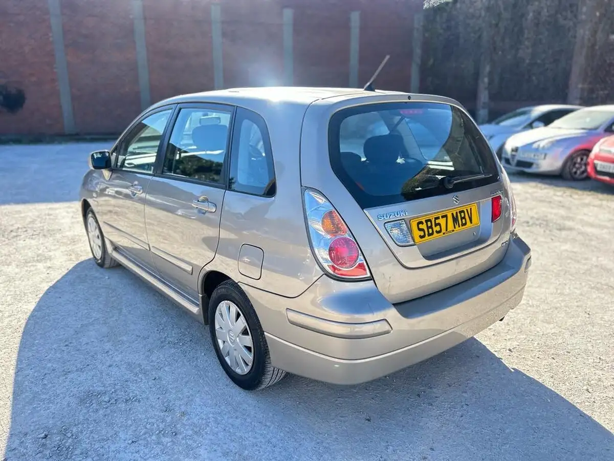 2007-suzuki-liana-16-glx-hatchback-5d-big-5