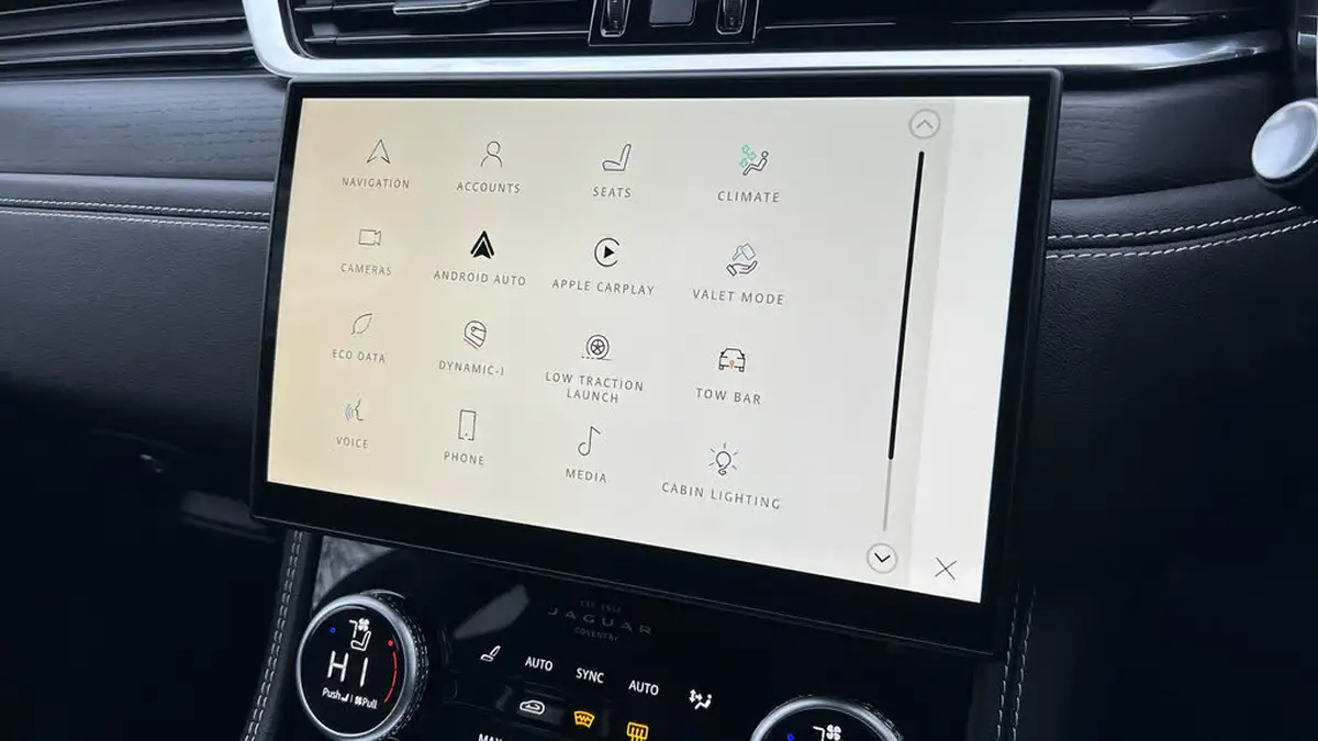 2024-jaguar-f-pace-20-d200-r-dynamic-hse-black-big-23