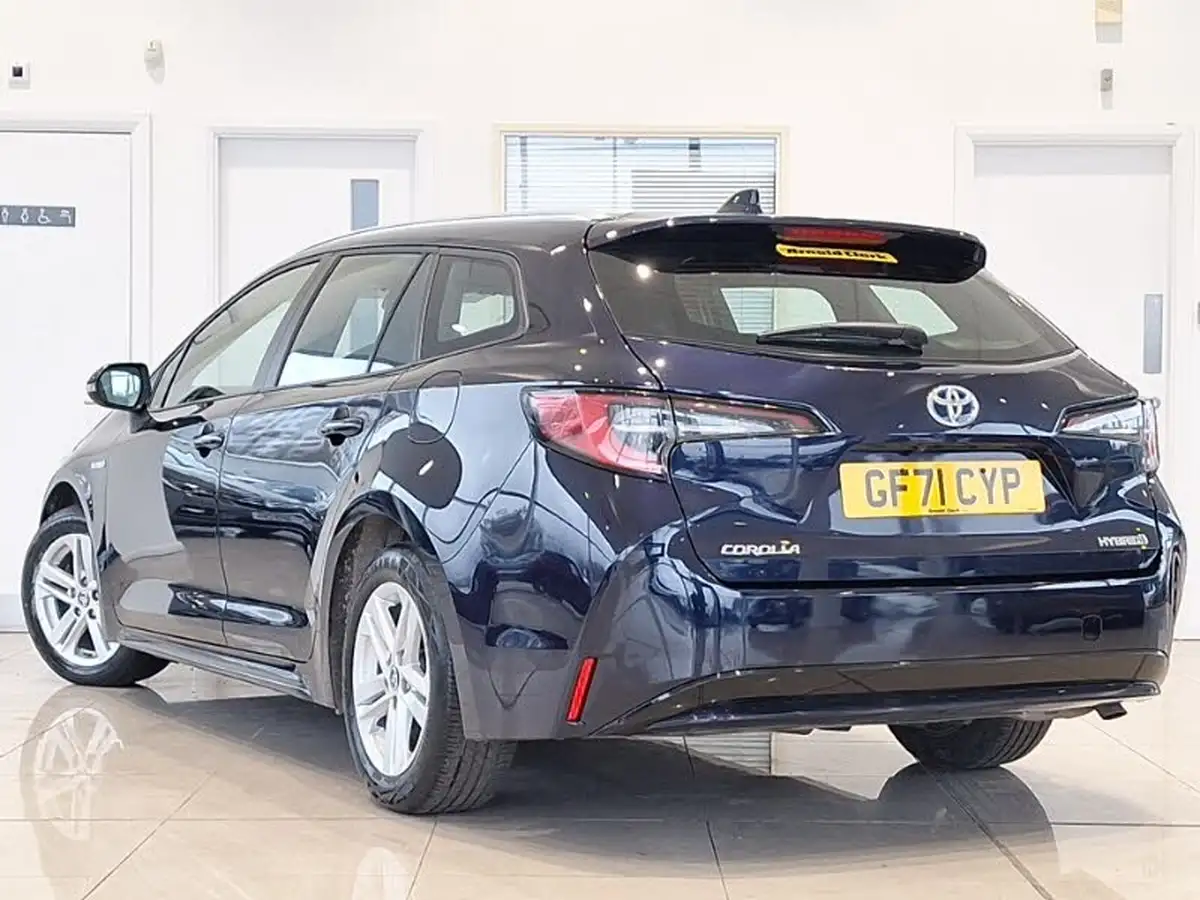 2021-toyota-corolla-18-vvt-i-icon-spare-wheel-touring-sports-5d-big-1