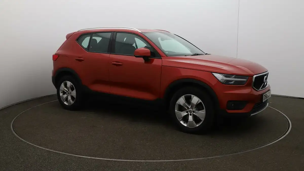 2019-volvo-xc40-20-t4-momentum-pro-big-42
