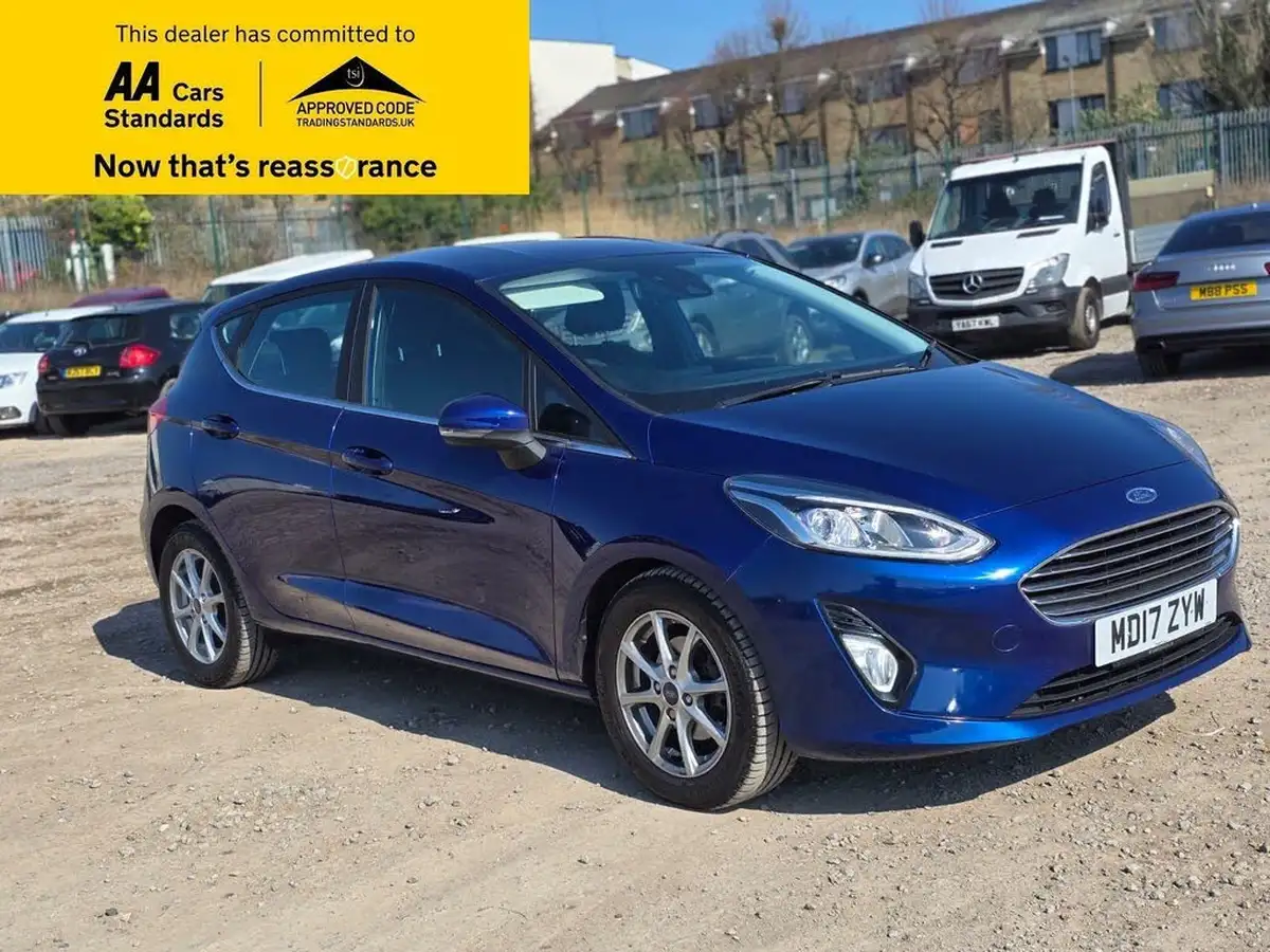 2017-ford-fiesta-10t-zetec-100ps-ecoboost-ss-5d-powershift-big-0