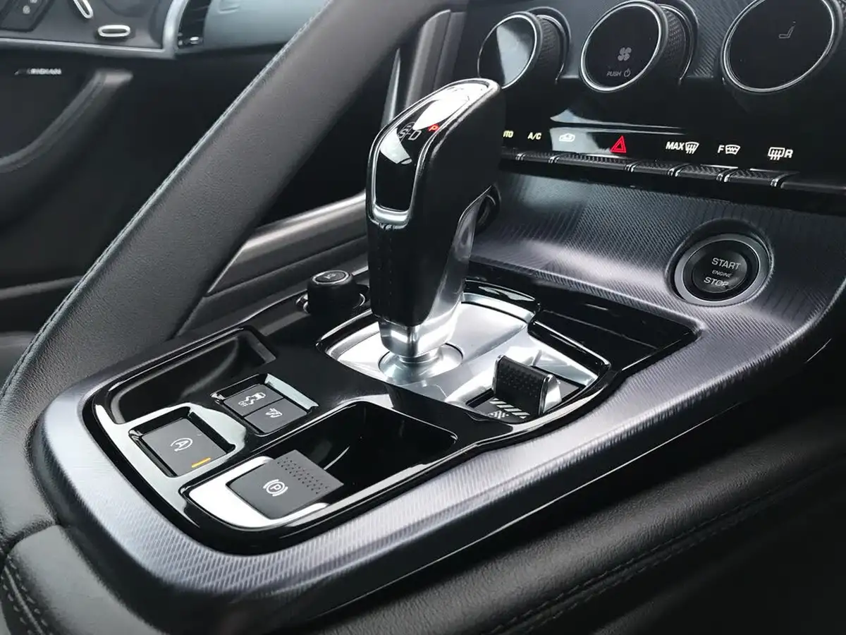 2022-jaguar-f-type-20-p300-r-dynamic-coupe-big-21