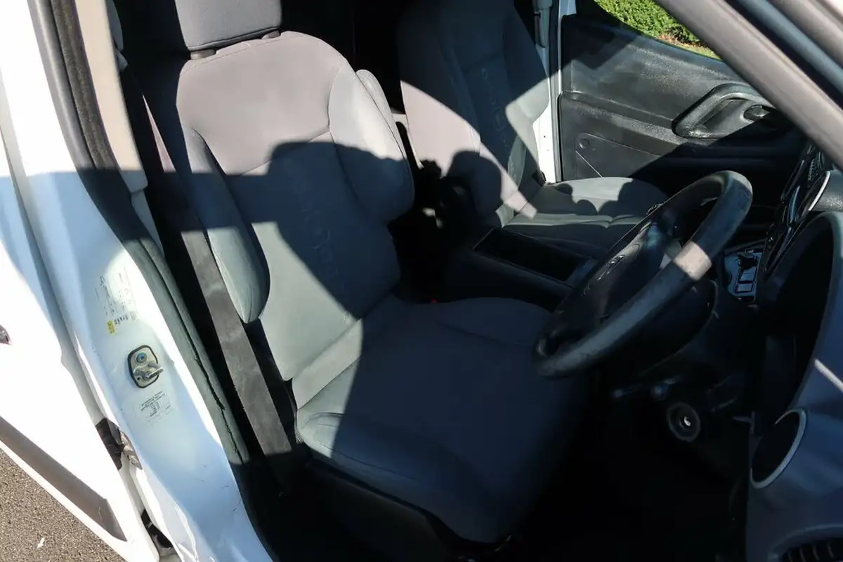 2016-citroen-berlingo-16td-l2-725-x-16hdi-90-big-21
